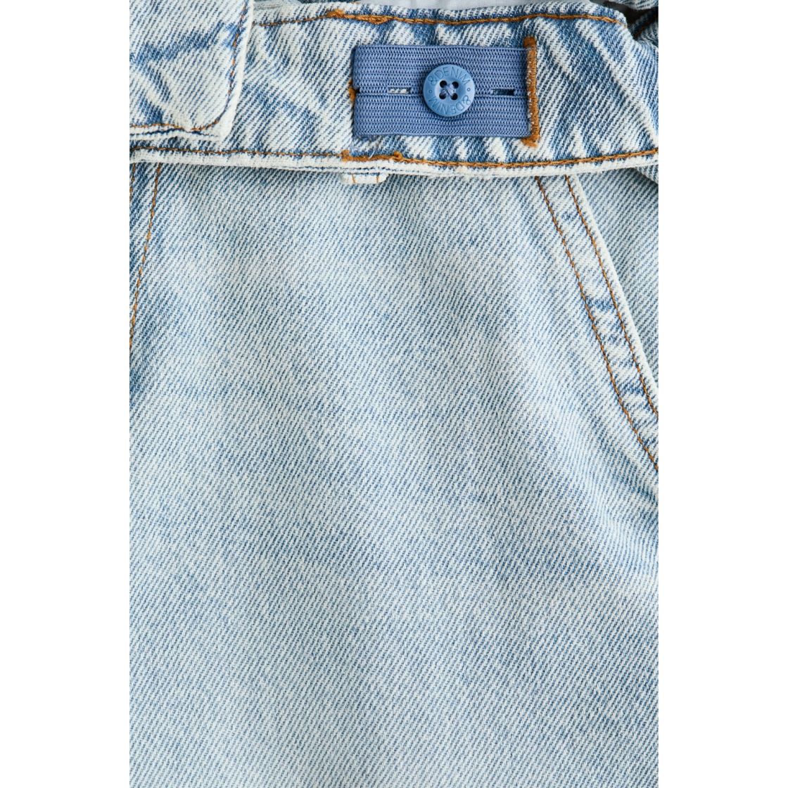 Women Baggy-Fit Cargo Jeans Bulk Manufacturer