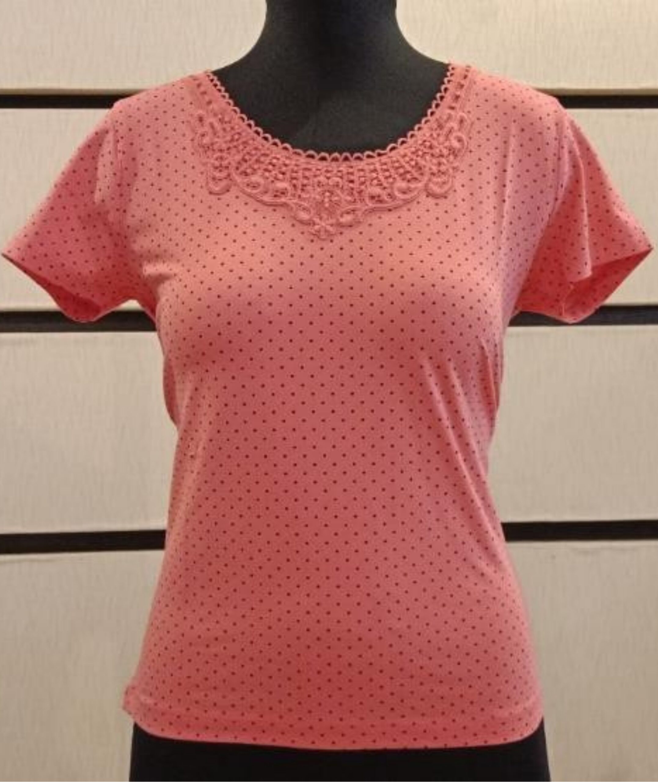 Women’s Custom Retro Ringer T-Shirt Manufacturer